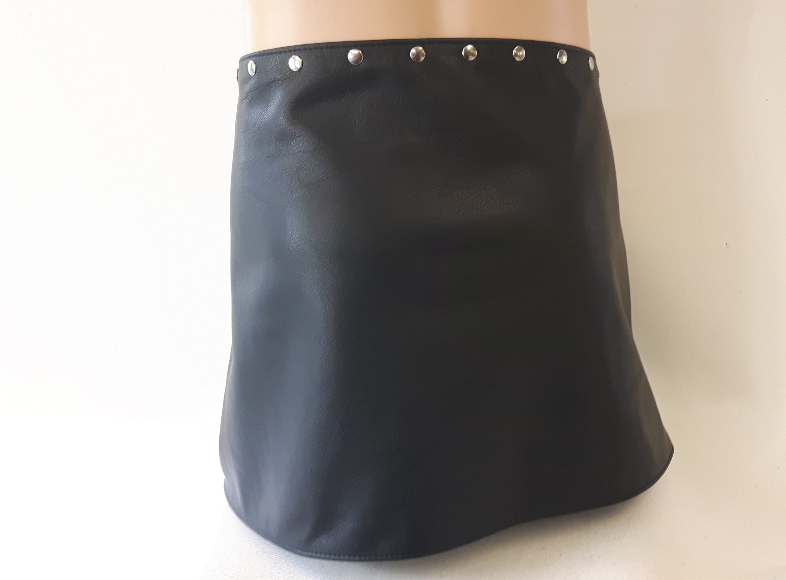 Rok H-10/15