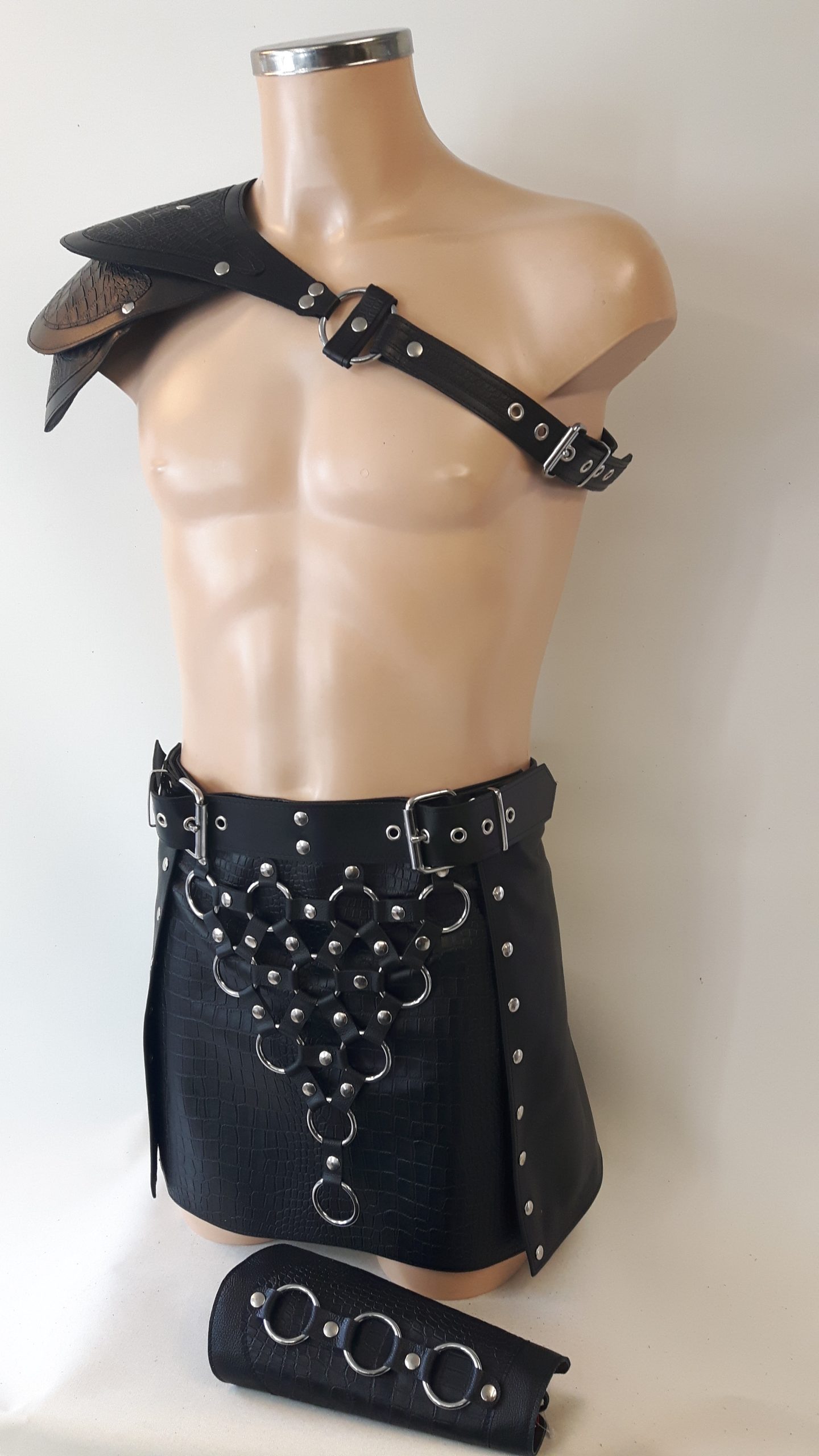 Rok H-10/15